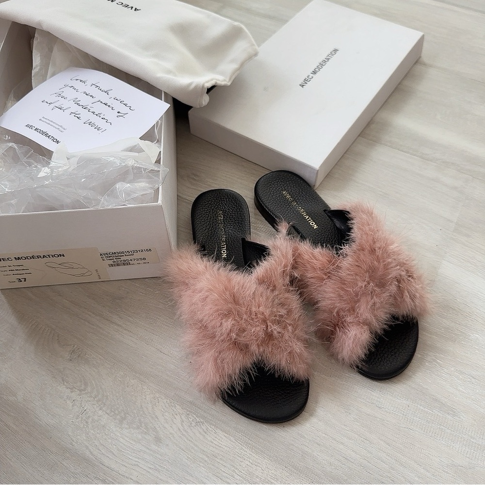 Avec Moderation Leather Faux Fur Trim Sandals